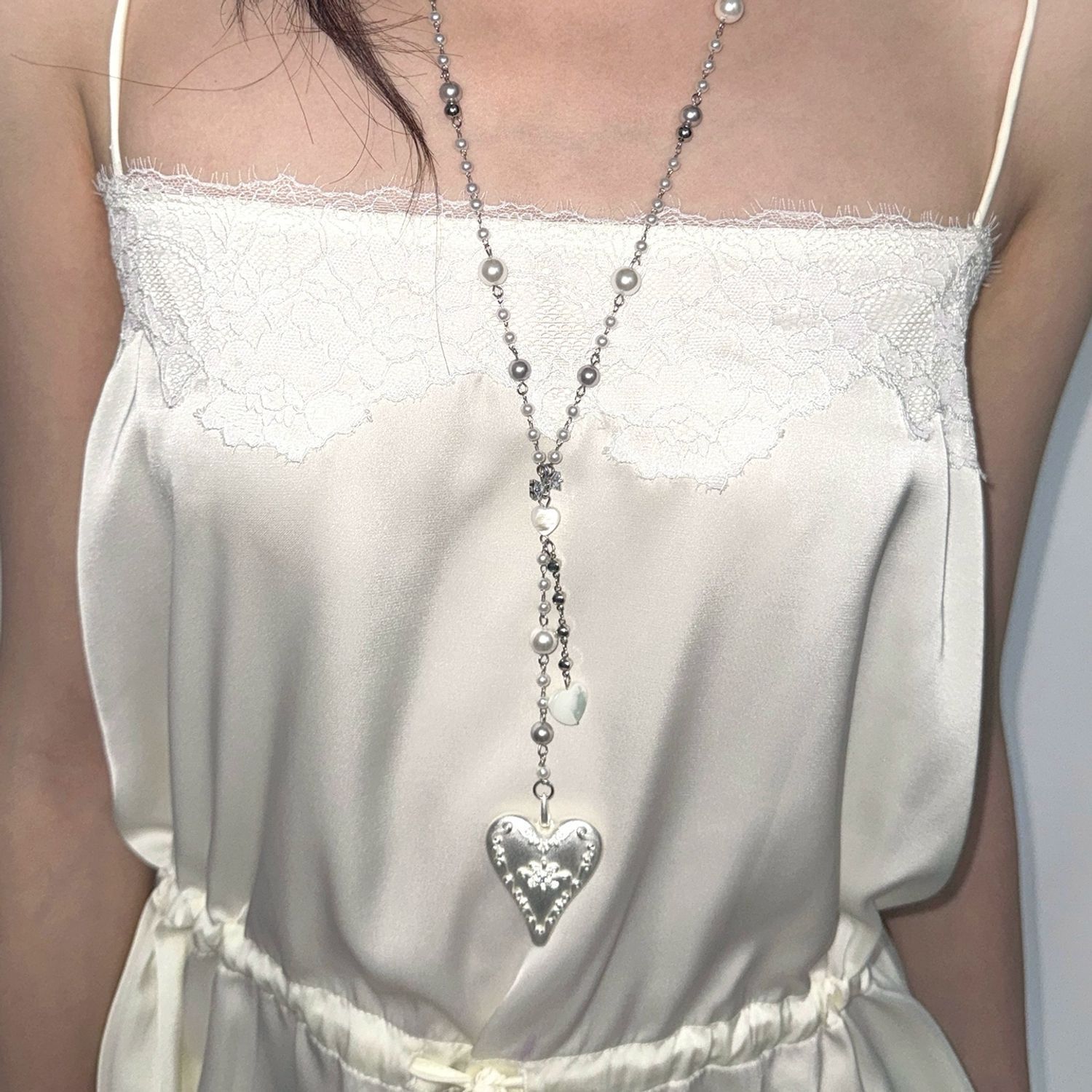 Collier ras du cou avec penden - Butterfly Clasp Deployant avis et prix