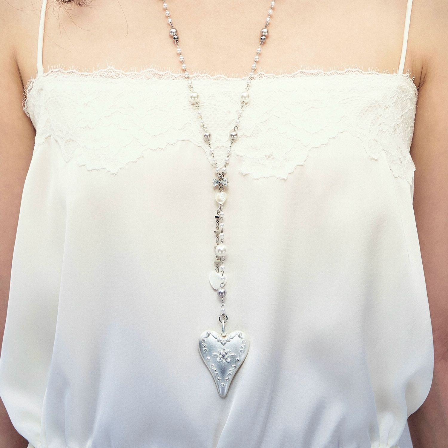 Collier ras du cou avec penden - Butterfly Clasp Deployant avis et prix